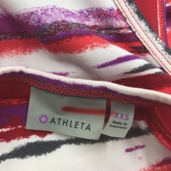 MINT Athleta Yoga Airbrush Racerback Relaxed Tank Top w/ built-in-bra - Picture 3 of 6